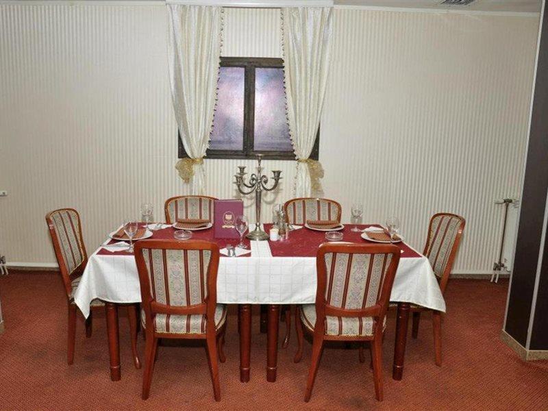 Hotel Atlas Novi Pazar Extérieur photo