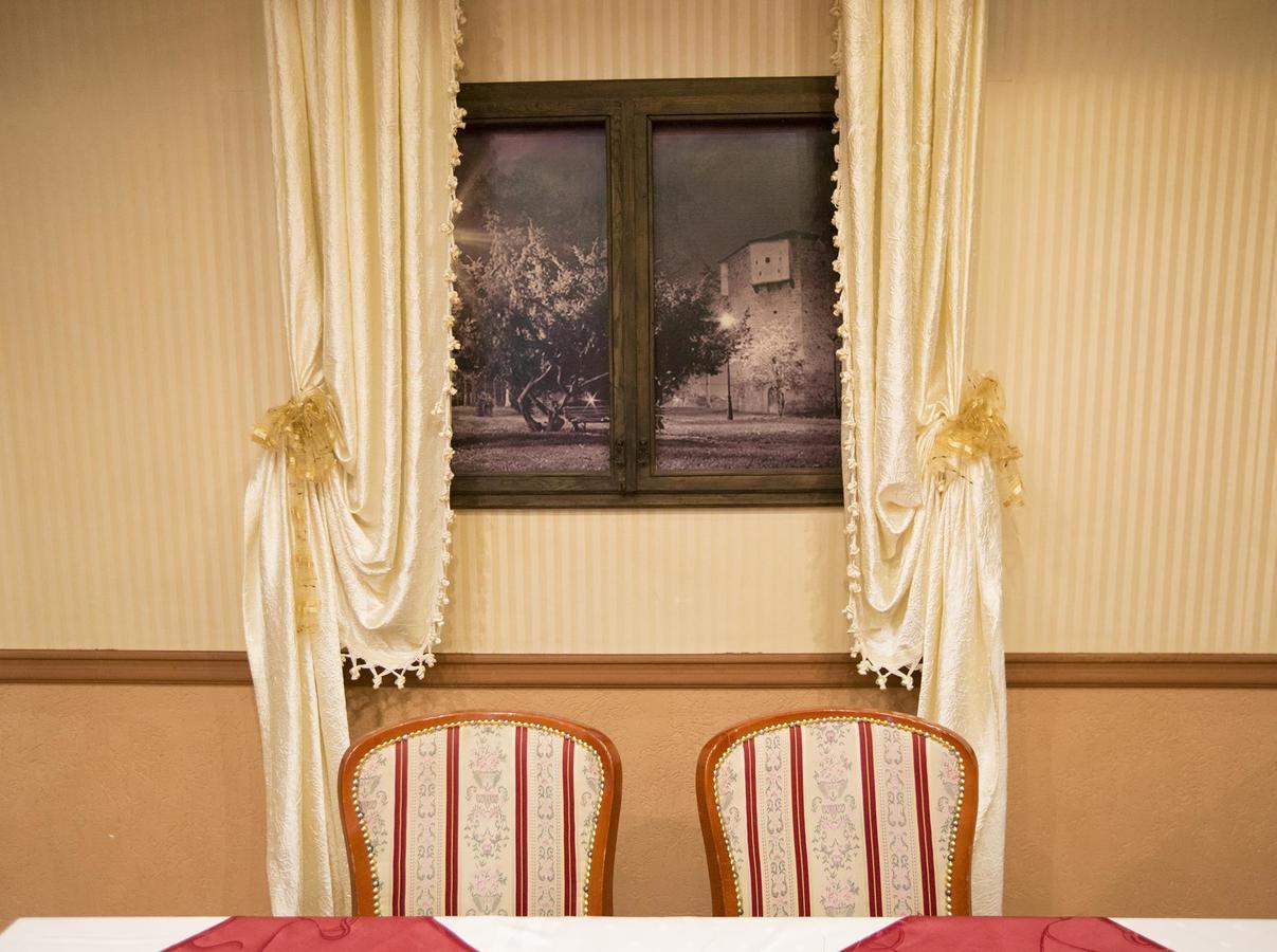 Hotel Atlas Novi Pazar Extérieur photo