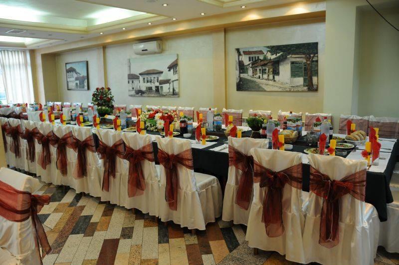 Hotel Atlas Novi Pazar Extérieur photo